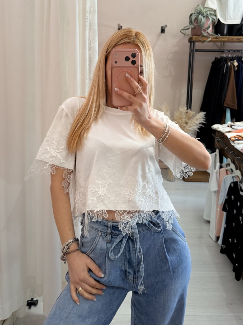 Maglia t shirt corta con pizzo bianca