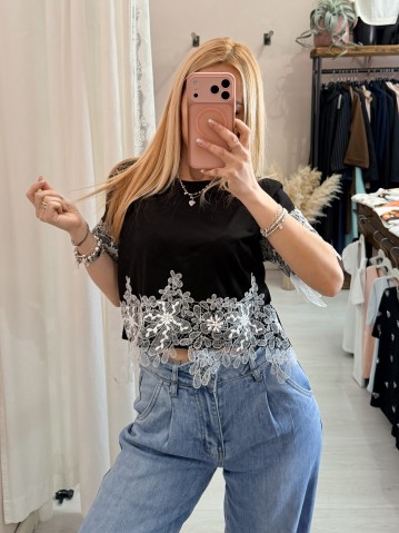 Maglia t shirt corta con pizzo nera