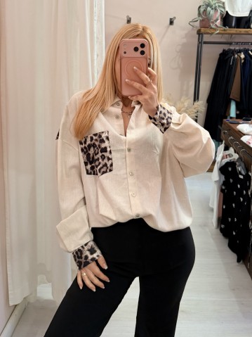 Camicia beige dettagli leopardati