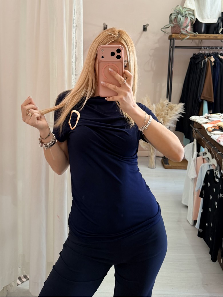 Maglia scollo morbido inserto gold blu