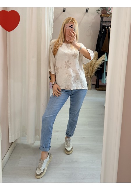 Maglia blusa fiori ricamati beige