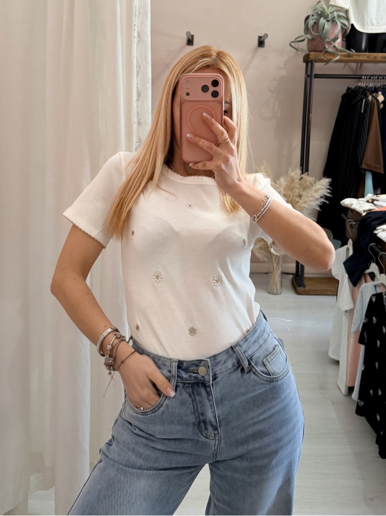 Maglia t shirt bianca fiorellini ricamati beige