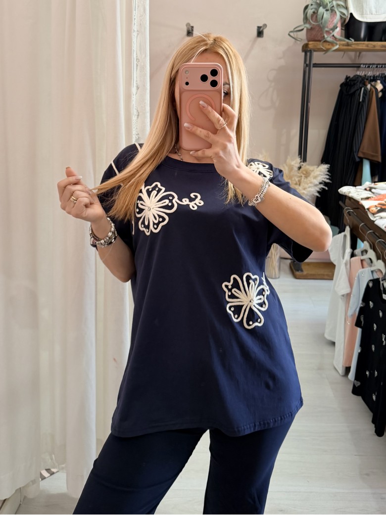 Maglia t shirt blu fiori ricamati