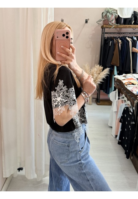 Maglia t shirt corta con pizzo nera