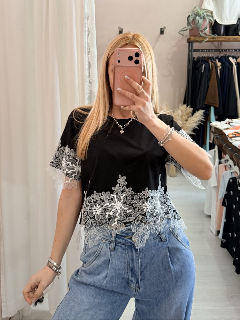 Maglia t shirt corta con pizzo nera
