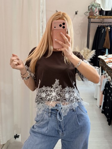 Maglia t shirt corta con pizzo marrone 2