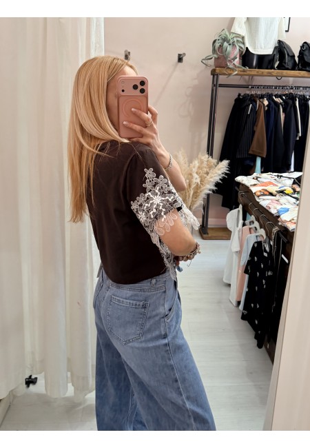 Maglia t shirt corta con pizzo marrone