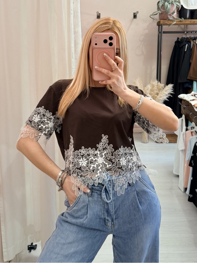 Maglia t shirt corta con pizzo marrone