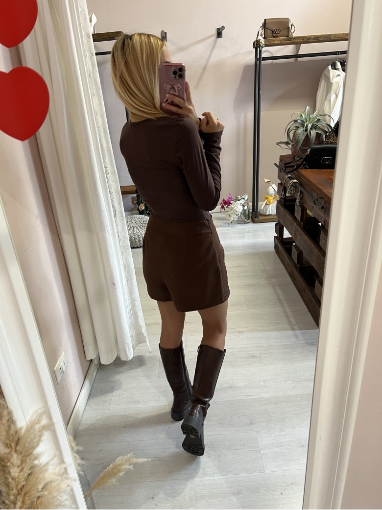 Body scollato MARRONE