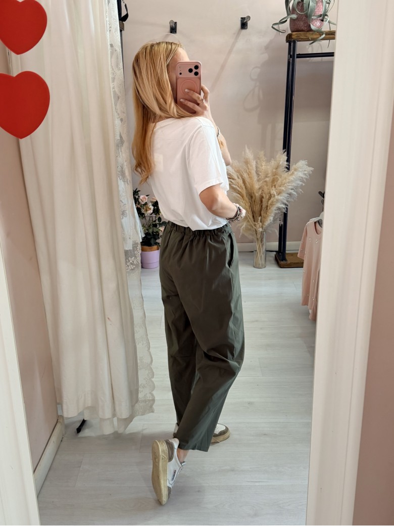 Pantaloni leggeri verdi