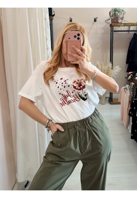 Maglia t shirt soffioni bianca