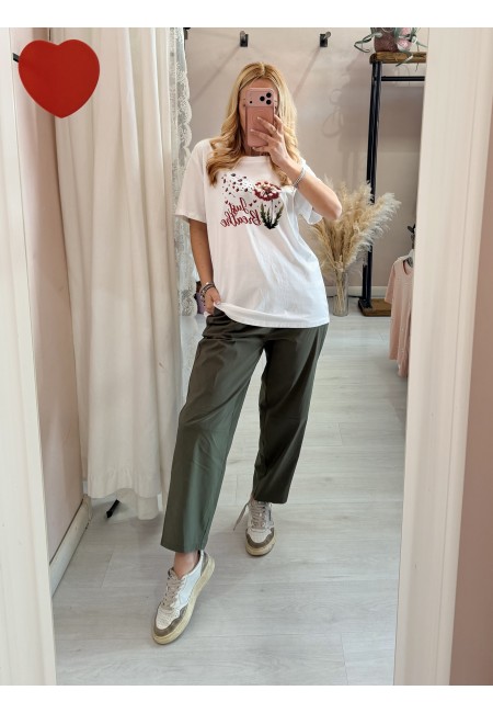 Maglia t shirt soffioni bianca