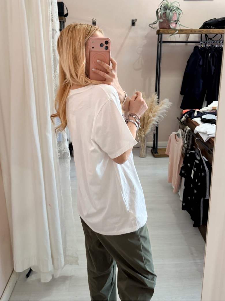 Maglia t shirt soffioni bianca