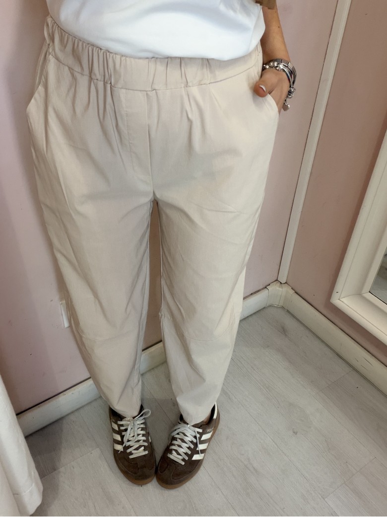 Pantaloni leggeri beige
