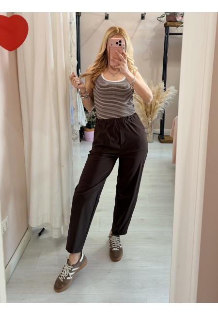 Maglia canotta a righe marrone e bianca