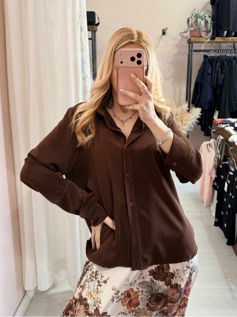 Camicia morbida marrone
