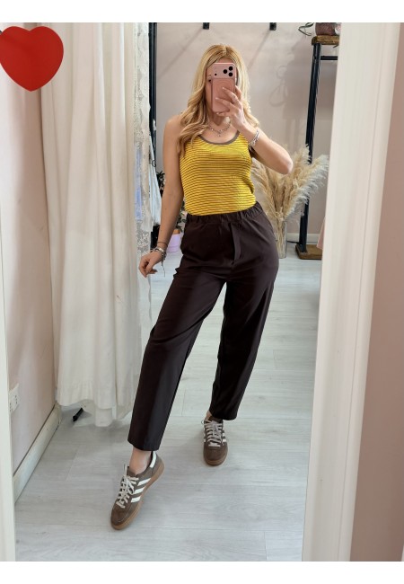 Maglia canotta a righe gialla e marrone