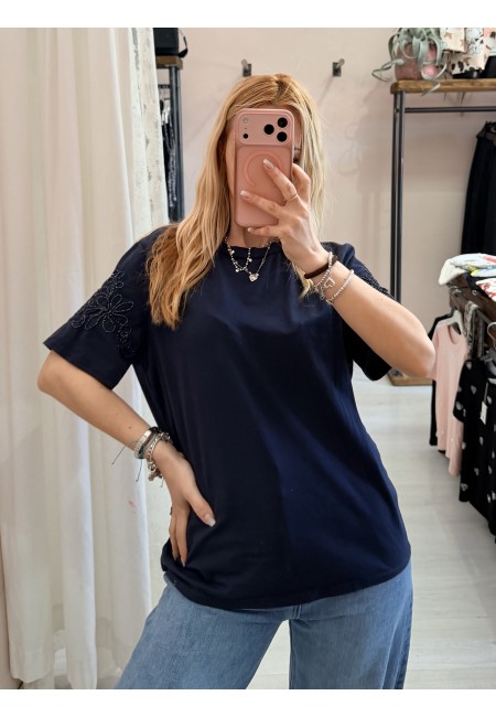 Maglia t shirt CAMILLA perline sulla manica