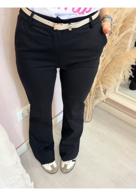 Pantaloni MERI a zampa neri