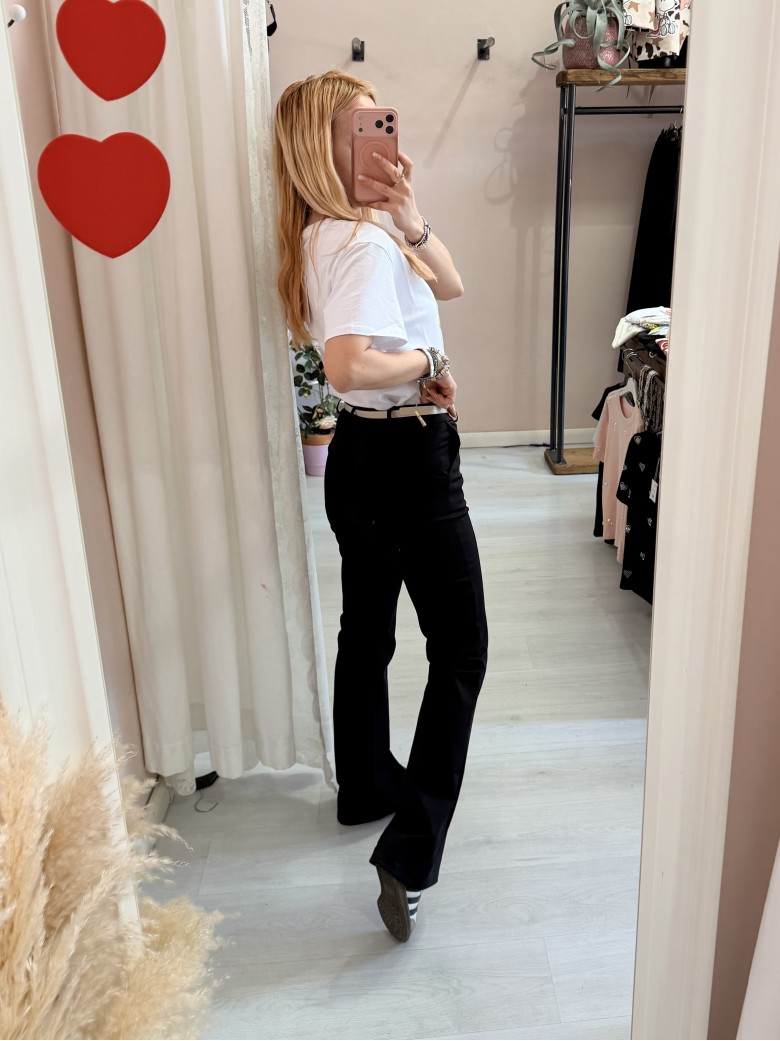 Pantaloni MERI a zampa neri