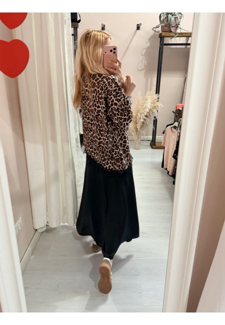 Maglia t shirt leopardata asimmetrica con pizzo