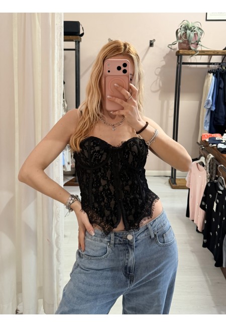 Corpetto in pizzo nero