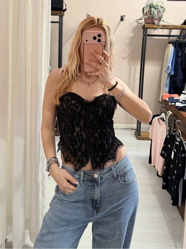 Corpetto in pizzo nero