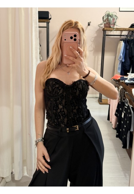 Corpetto in pizzo nero