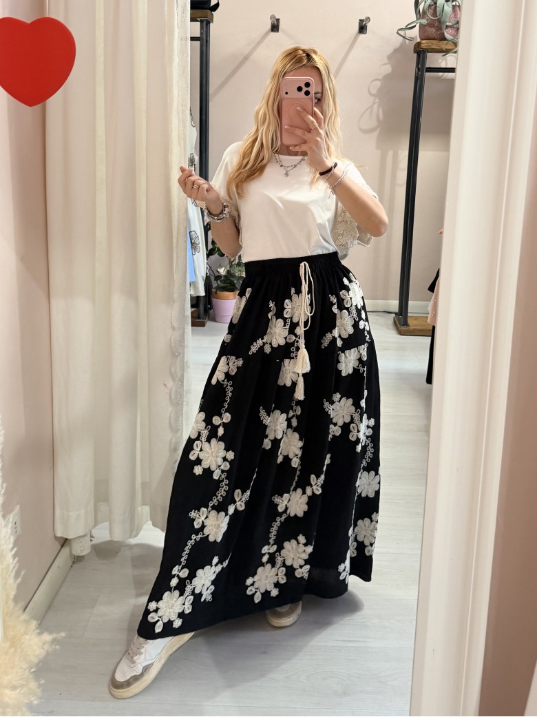 Gonna lunga RICAMI nera