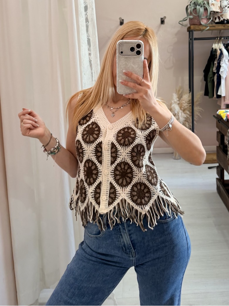 Gilet crochet ricamato