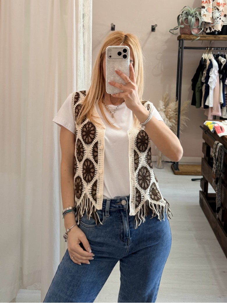 Gilet crochet ricamato