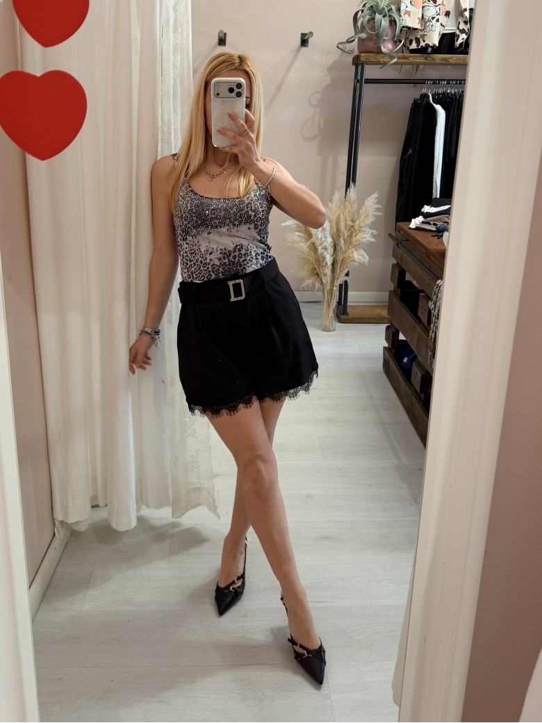 Body scollato animalier strass