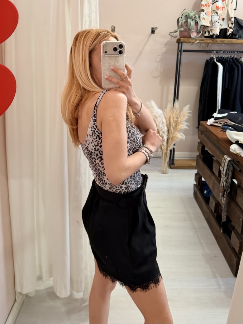 Body scollato animalier strass