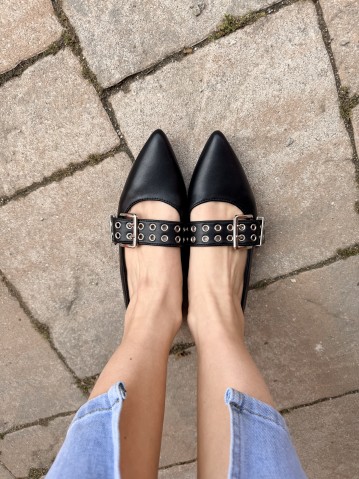 Ballerine cinturino borchiato nere