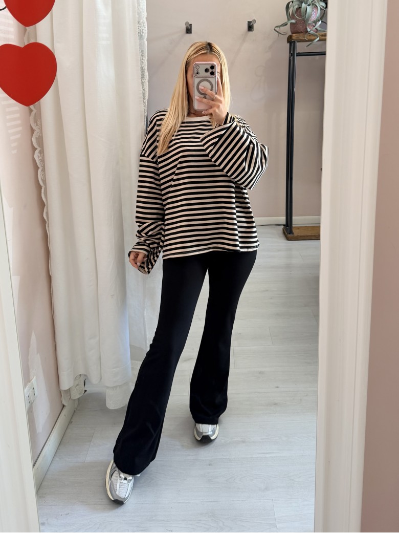 Maxi maglia a righe panna e nera
