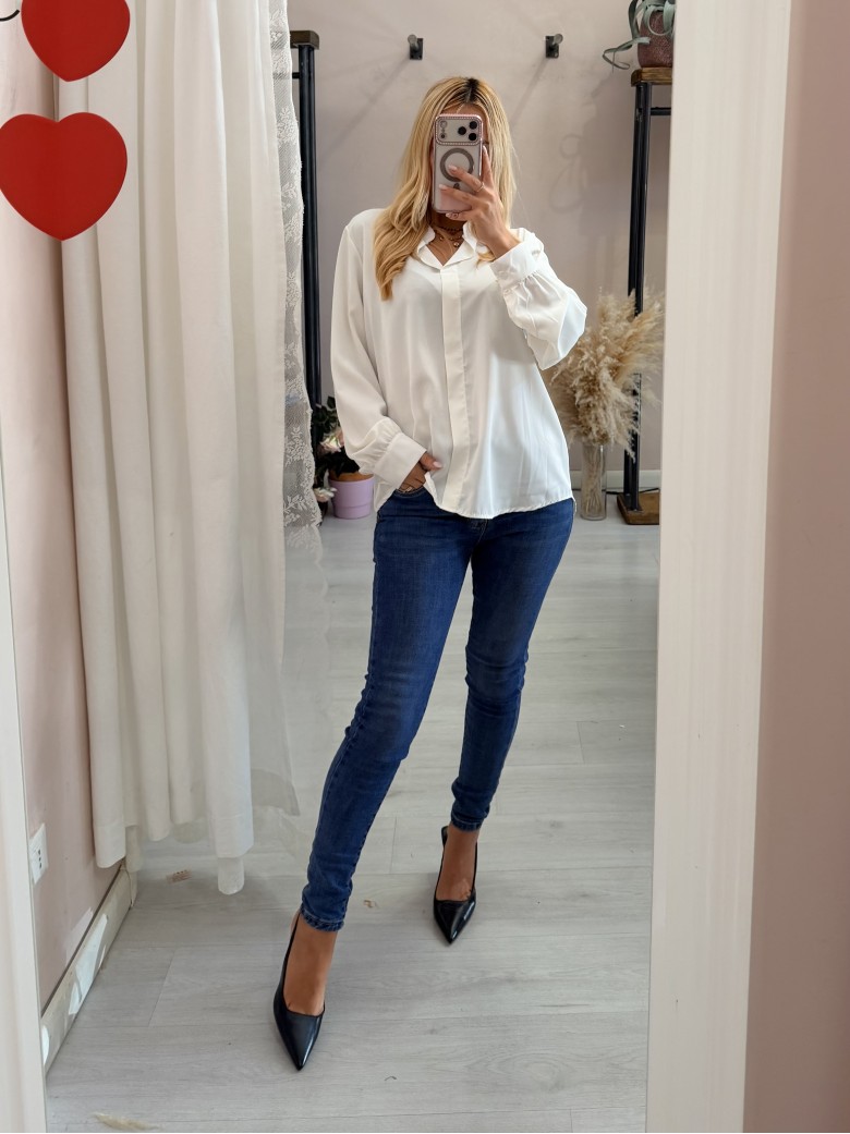 Camicia morbida scollo a v bianca