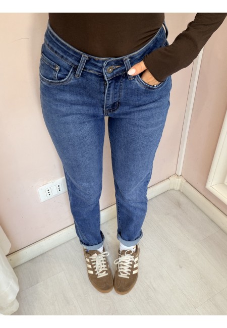 Jeans dritti elastici