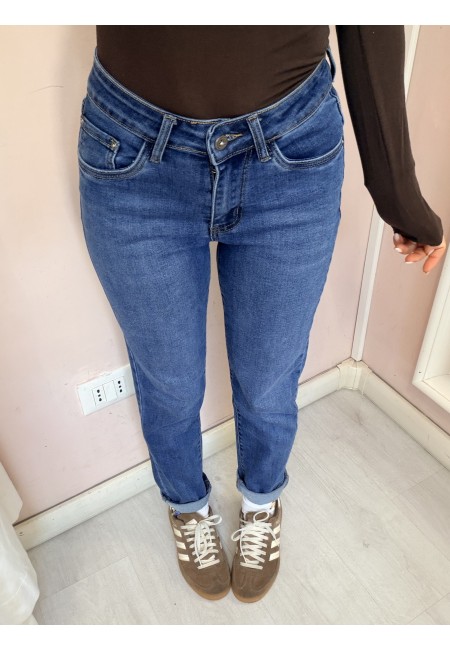 Jeans dritti elastici