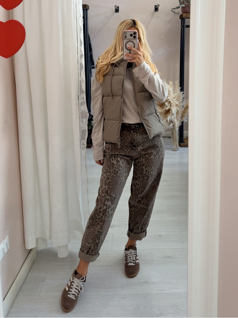 Piumino smanicato taupe