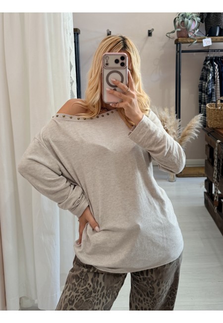 Maglia morbida borchiette beige