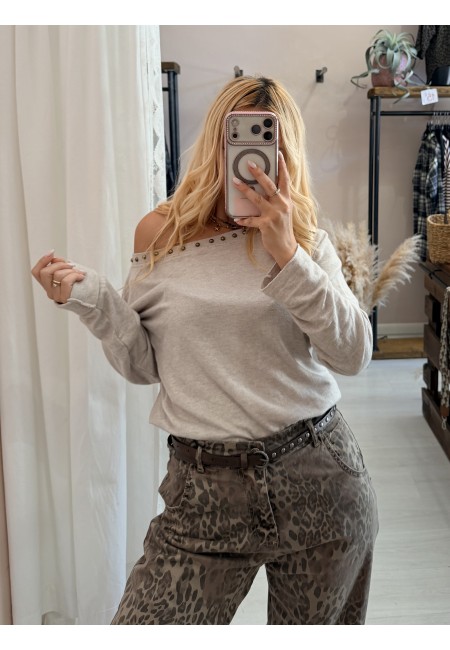 Maglia morbida borchiette beige