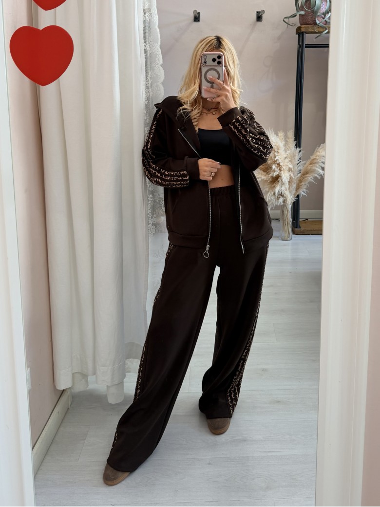 Completo felpa e pantaloni righe leopardate...