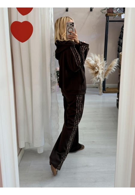 Completo felpa e pantaloni righe leopardate marrone