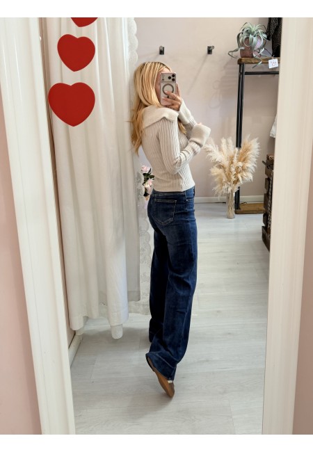 Maglioncino zip colletto e polsini pelosetti Beige