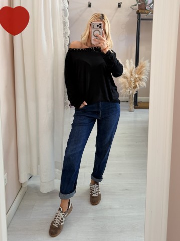 Maglia morbida borchiette nera 2