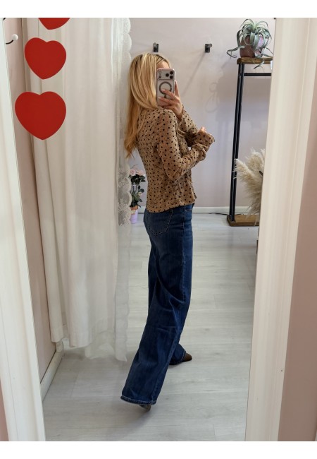 Set cardigan canotta cuoricini cammello