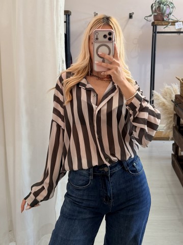 Camicia a righe verde