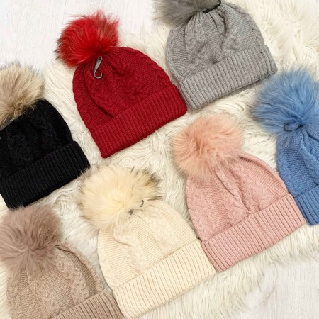 Cappello TRECCE pon pon vari colori M6725