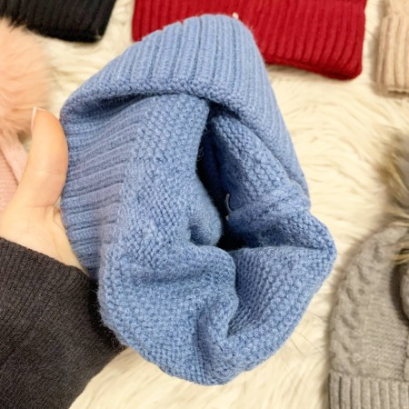 Cappello TRECCE pon pon vari colori M6725