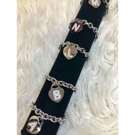 Bracciale iniziale ciondolo a cuore